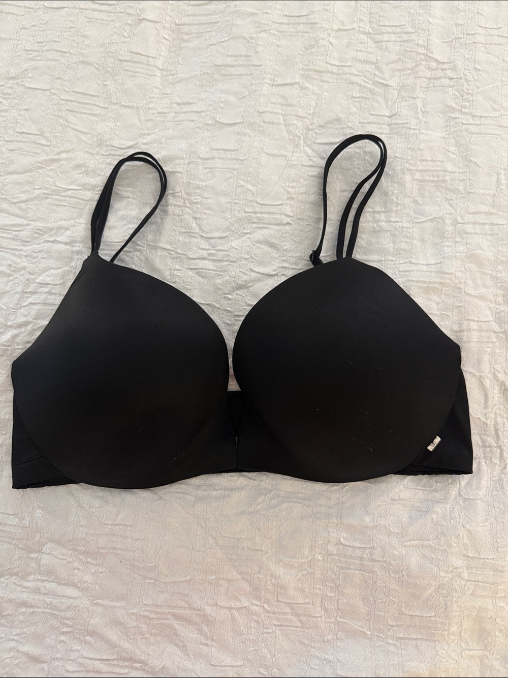 Victoria’s Secret “Very Sexy” Padded Black Push-Up Bra 34D